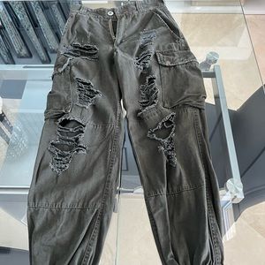 Carmar size 4 ripped cargo pant from LF